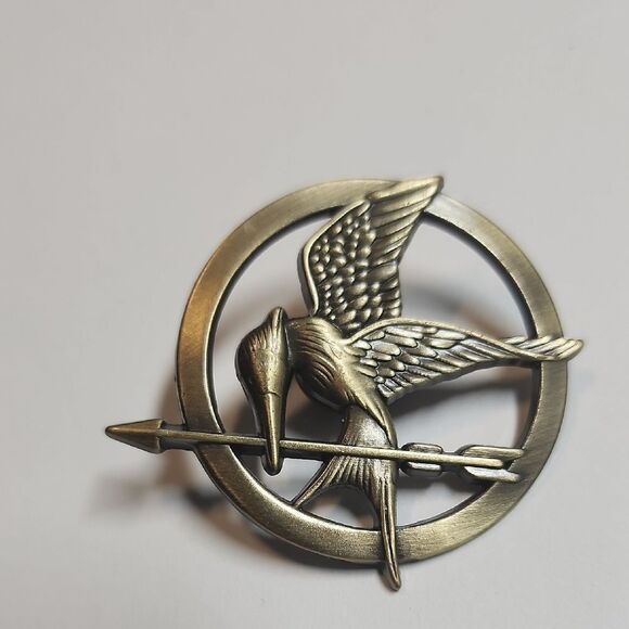 Mockingjay Pin Brooch - Picture 1 of 4